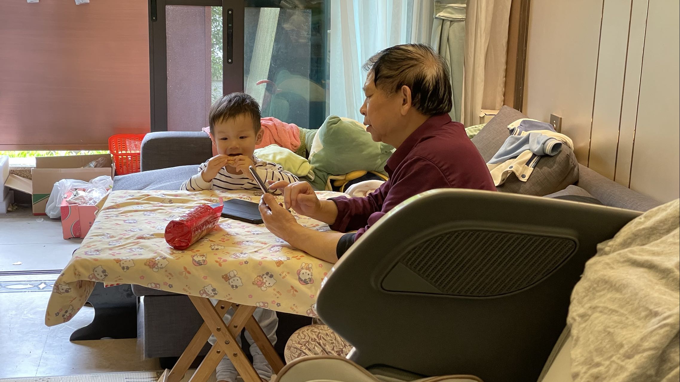 宝宝想吃个饼干1
